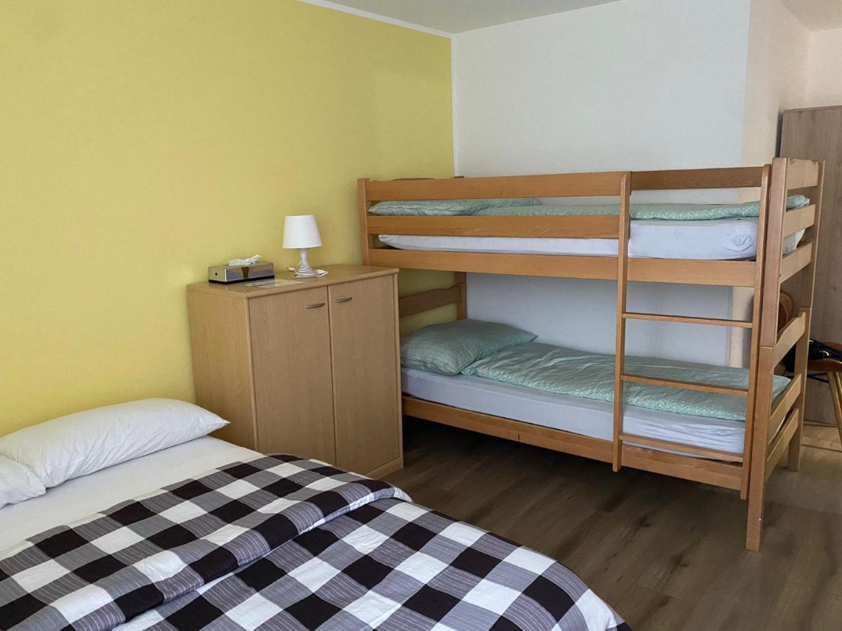 Bed and Breakfast Ristorante Del Ponte Cugnasco Экстерьер фото