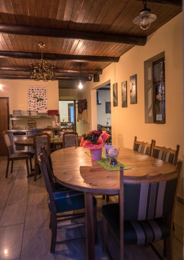Bed and Breakfast Ristorante Del Ponte Cugnasco Экстерьер фото