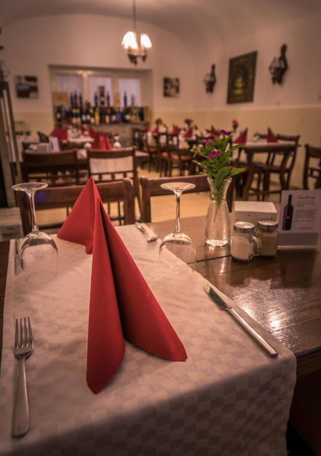 Bed and Breakfast Ristorante Del Ponte Cugnasco Экстерьер фото